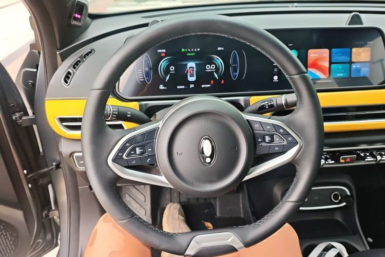 Used ORA Good Cat GT 2023 Mulan Edition 401km Prestige Version Steering Wheel