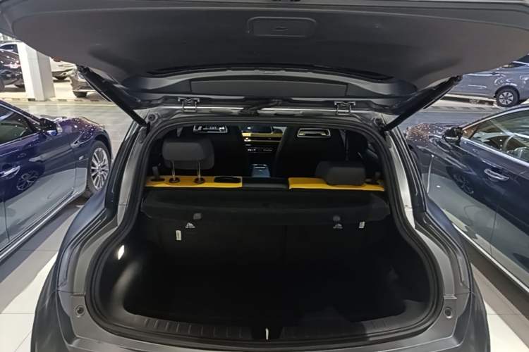 Used ORA Good Cat GT 2023 Mulan Edition 401km Prestige Version Trunk