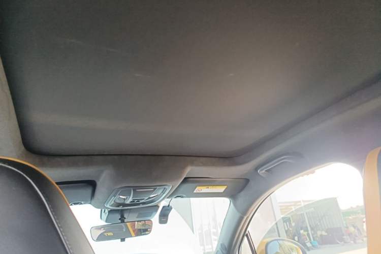 Used ORA Good Cat GT 2023 Mulan Edition 401 km Premium Version Headliner