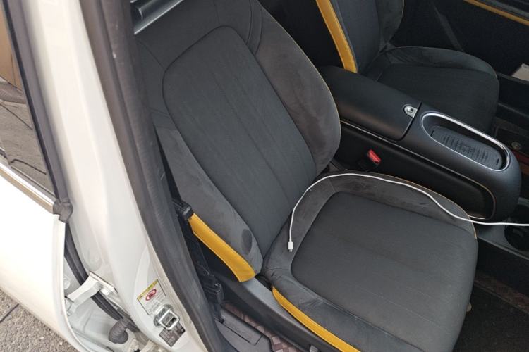 Used ORA Good Cat GT 2023 Mulan Edition 401km Prestige Version Right Front Seat
