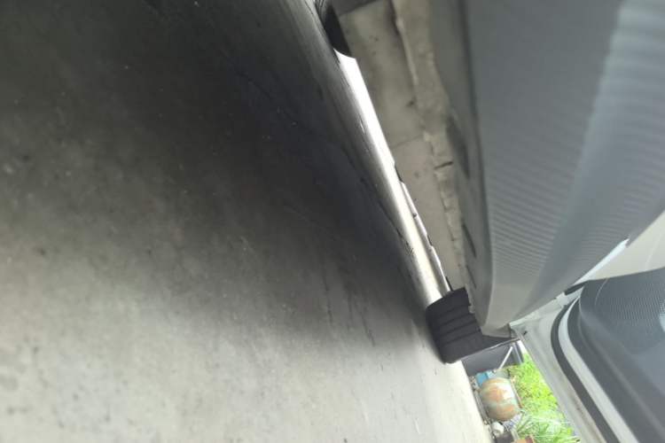 Used ORA Good Cat GT 2023 Mulan Edition 401km Luxury Version Right Side Sill
