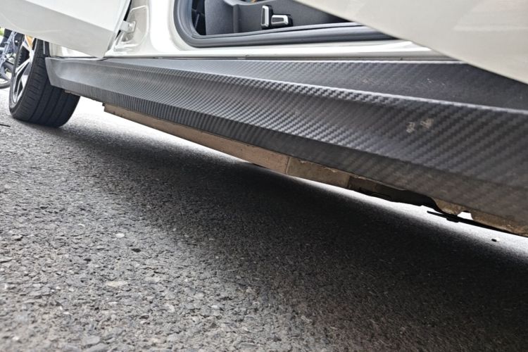 Used ORA Good Cat GT 2023 Mulan Edition 401km Prestige Version Right Side Sill