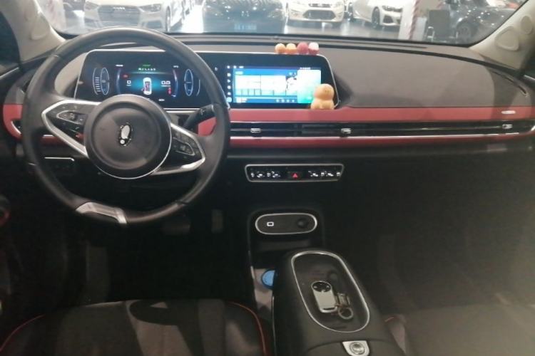 Used ORA Good Cat GT 2024 Mulan Edition 401km Luxury Version Center Console