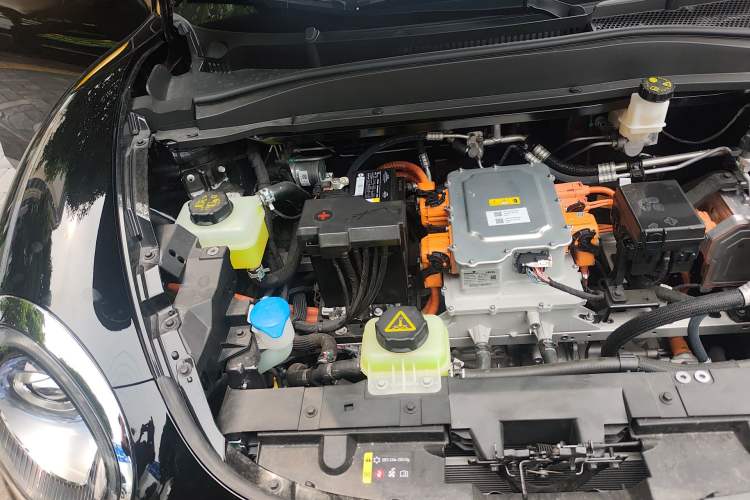 Used ORA Good Cat GT 2024 Mulan Edition 401 km Range Prestige Version 135 kW Engine Bay Right