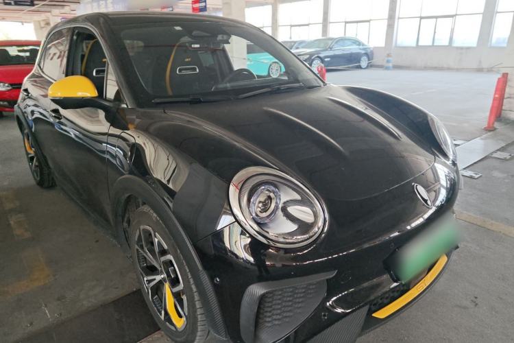 Used ORA Good Cat GT 2024 Mulan Edition 401 km Range Prestige Version 135 kW Front Right 45 Deg