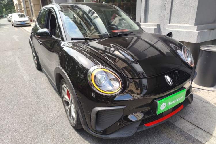 Used ORA Good Cat GT 2024 Mulan Edition 401km Luxury Version Front Right 45 Deg