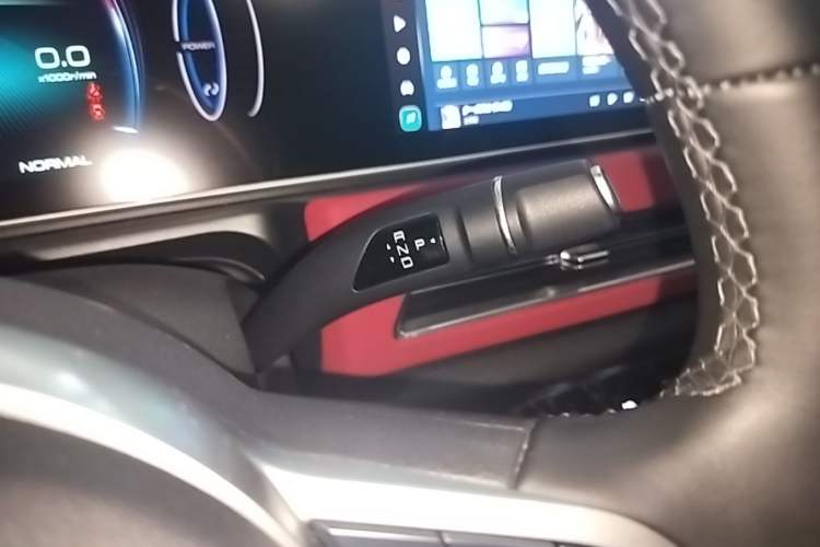 Used ORA Good Cat GT 2024 Mulan Edition 401km Luxury Version Gear Lever