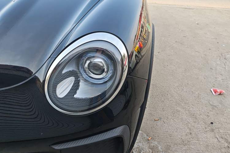 Used ORA Good Cat GT 2024 Mulan Edition 401km Luxury Version Left Front Headlight