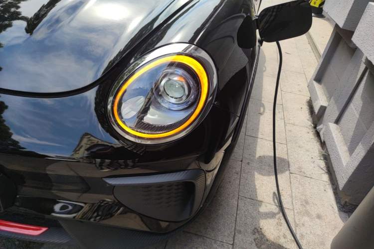 Used ORA Good Cat GT 2024 Mulan Edition 401km Luxury Version Left Front Headlight