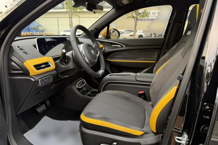 Used ORA Good Cat GT 2024 Mulan Edition 401 km Range Prestige Version 135 kW Left Front Seat