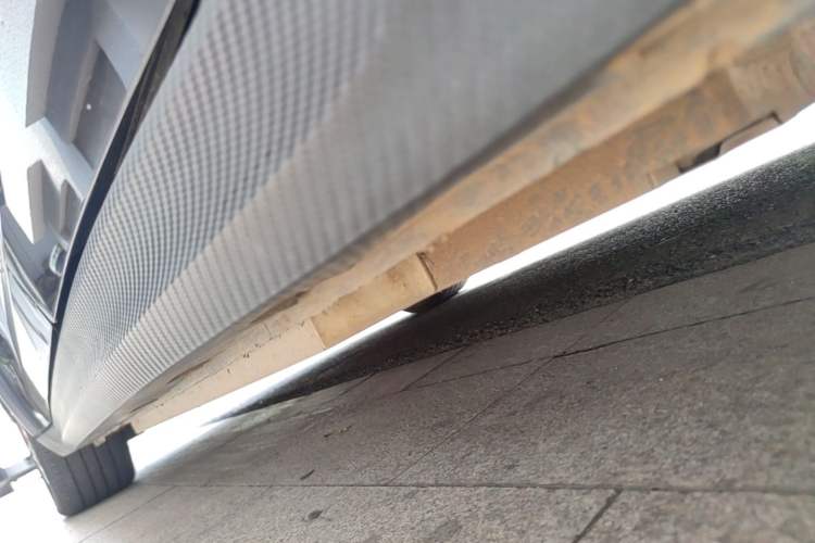 Used ORA Good Cat GT 2024 Mulan Edition 401km Luxury Version Left Side Sill