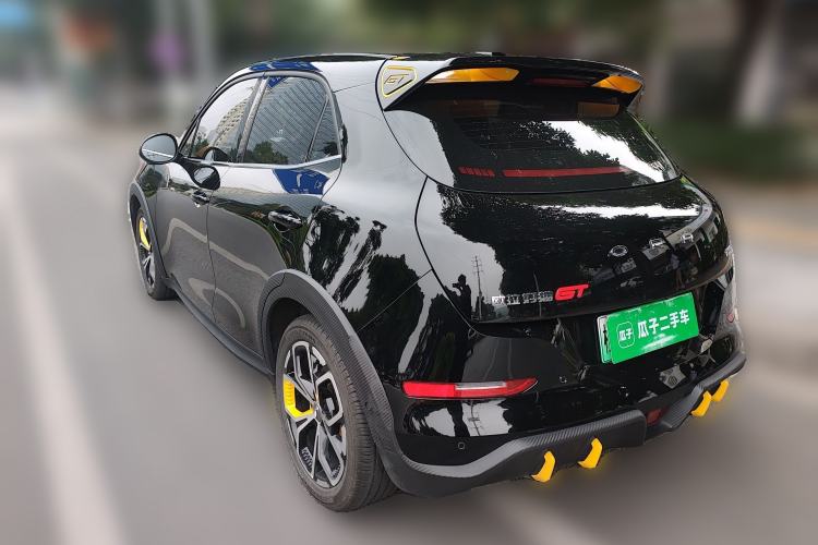 Used ORA Good Cat GT 2024 Mulan Edition 401 km Range Prestige Version 135 kW Rear Left 45 Deg