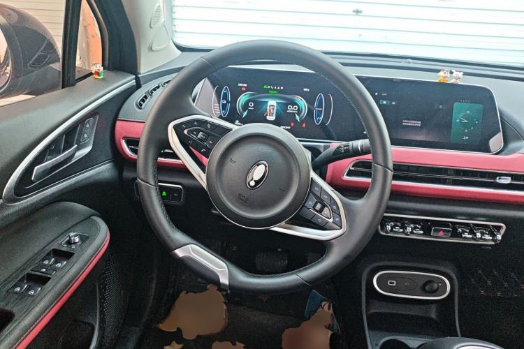 Used ORA Good Cat GT 2024 Mulan Edition 401km Luxury Version Steering Wheel