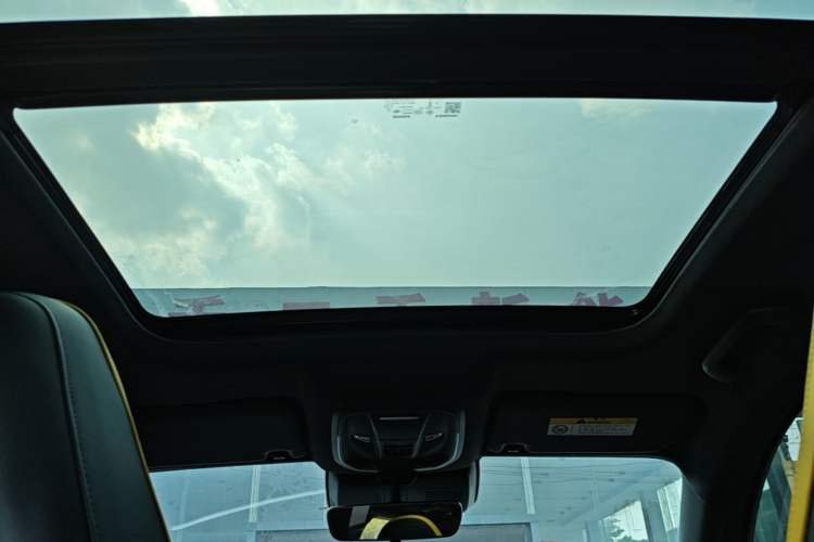 Used ORA Good Cat GT 2024 Mulan Edition 401 km Range Luxury Version 126 kW Headliner