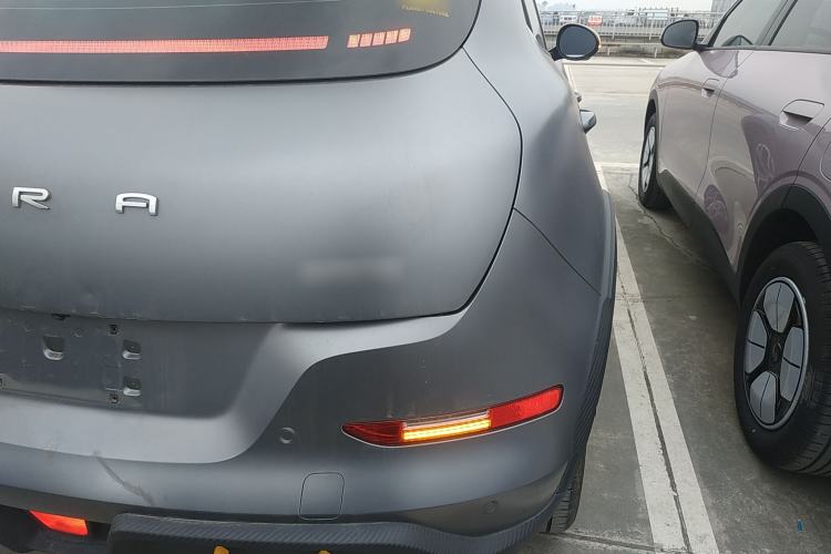Used ORA Good Cat GT 2024 Mulan Edition 401 km Range Luxury Version 126 kW Right Rear Taillight