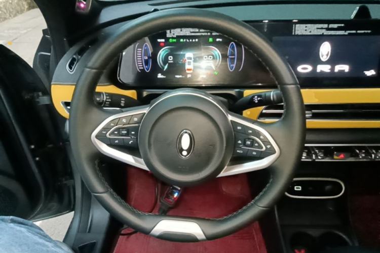 Used ORA Good Cat GT 2024 Mulan Edition 401 km Range Luxury Version 126 kW Steering Wheel