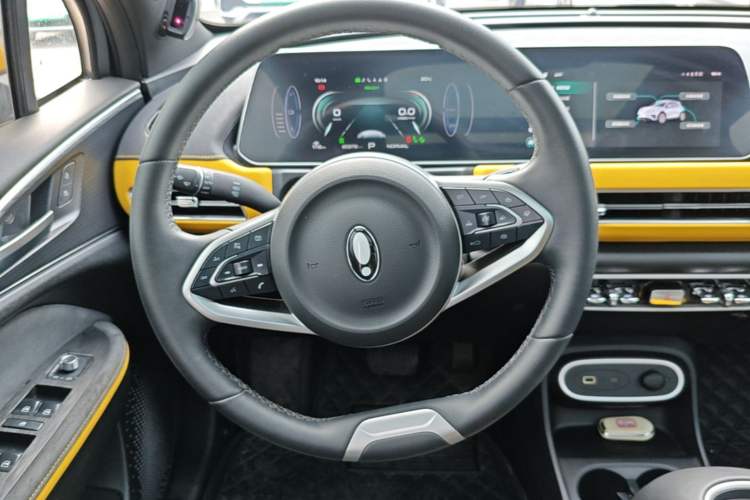 Used ORA Good Cat GT 2024 Mulan Edition 401 km Range Luxury Version 126 kW Steering Wheel