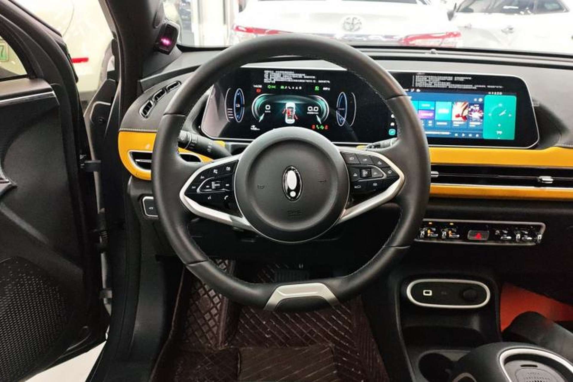 Used ORA Good Cat GT 2024 Mulan Edition 401 km Range Luxury Version 126 kW Steering Wheel