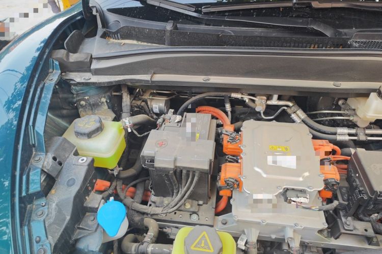 Used ORA Good Cat GT 2024 Mulan Edition 401 km Range Luxury Version 126 kW Engine Bay Right
