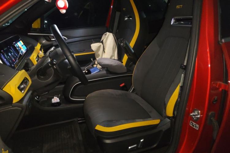 Used ORA Good Cat GT 2024 Mulan Edition 401 km Range Luxury Version 126 kW Left Front Seat