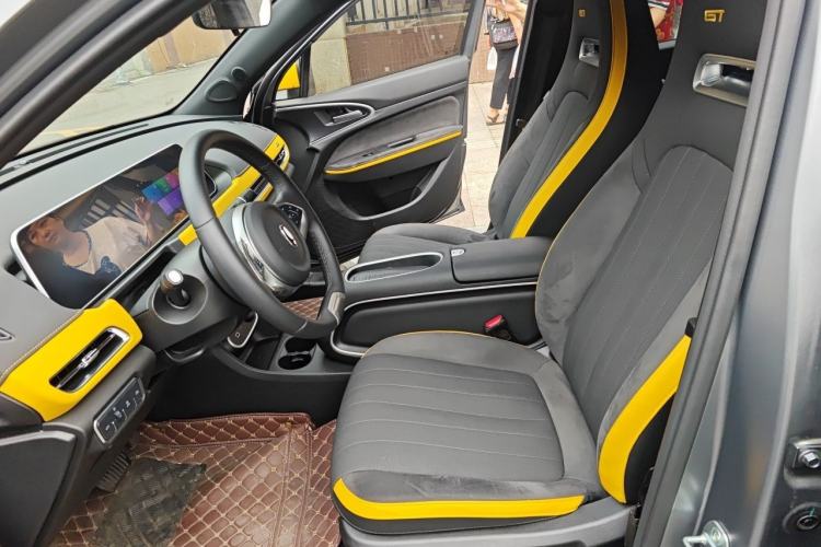 Used ORA Good Cat GT 2024 Mulan Edition 401 km Range Luxury Version 126 kW Left Front Seat