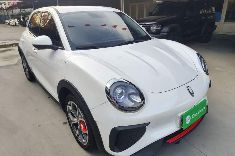 Used ORA Good Cat GT 2024 Revised Edition Mulan Version 401 km Luxury Grade Front Right 45 Deg