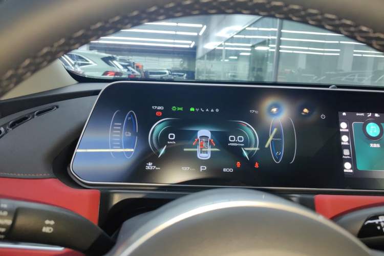 Used ORA Good Cat GT 2024 Revised Edition Mulan Version 401 km Luxury Grade Instrument Cluster