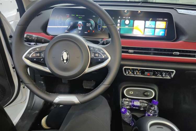 Used ORA Good Cat GT 2024 Revised Edition Mulan Version 401 km Luxury Grade Interior 2