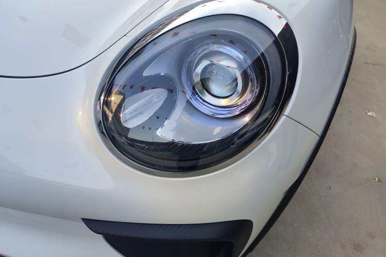 Used ORA Good Cat GT 2024 Revised Edition Mulan Version 401 km Luxury Grade Left Front Headlight