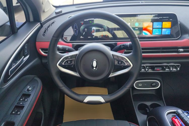 Used ORA Good Cat GT 2024 Revised Edition Mulan Version 401 km Luxury Grade Steering Wheel