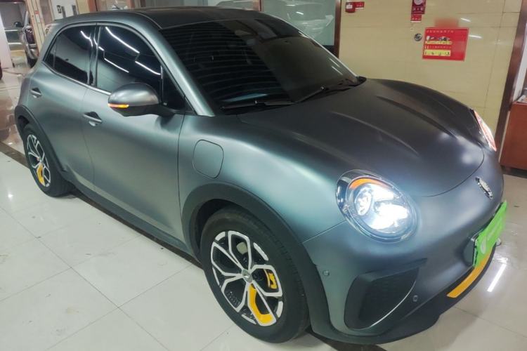 Used ORA Good Cat GT 2025 Model, Mulan Edition, 430km Prestige Version Front Right 45 Deg