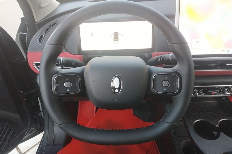 Used ORA Good Cat GT 2025 Model, Mulan Edition, 430km Luxury Version Steering Wheel