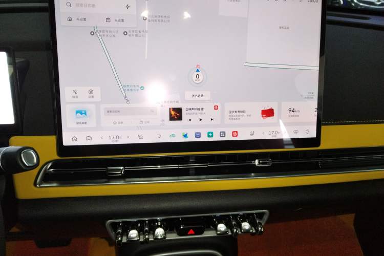 Used ORA Good Cat GT 2025 Model, Mulan Edition, 430km Prestige Version Audio And AC Panel