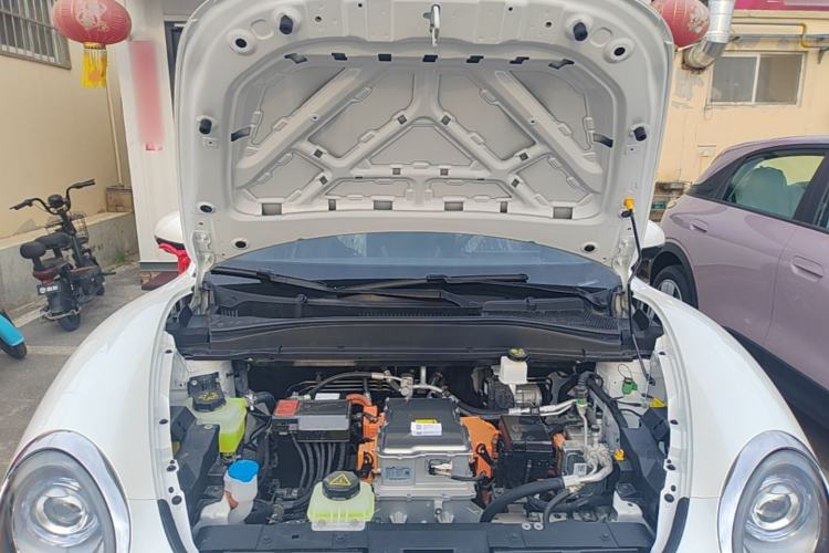 Used ORA Good Cat GT 2025 Model, Mulan Edition, 430km Luxury Version Engine Bay