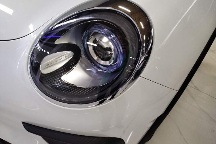 Used ORA Good Cat GT 2025 Model, Mulan Edition, 430km Prestige Version Left Front Headlight