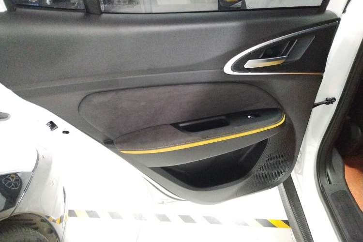 Used ORA Good Cat GT 2025 Model, Mulan Edition, 430km Prestige Version Left Rear Door Interior