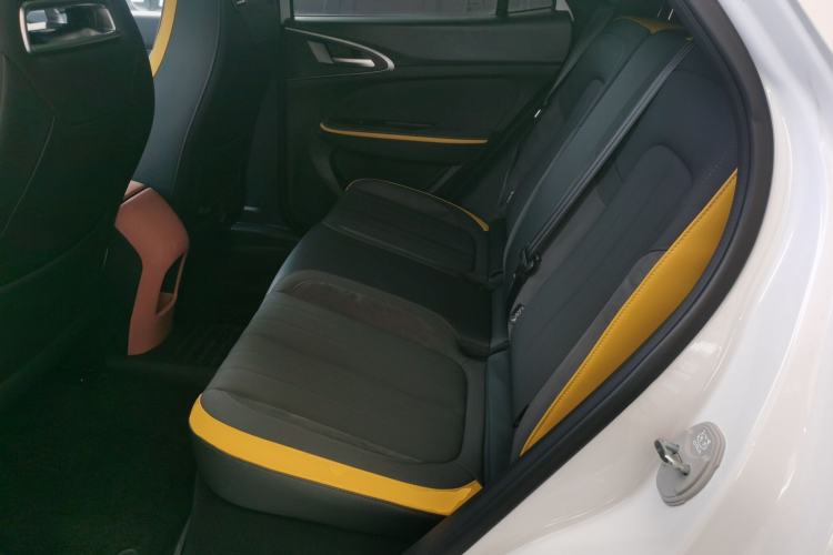 Used ORA Good Cat GT 2025 Model, Mulan Edition, 430km Prestige Version Left Rear Seat