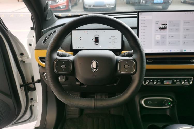 Used ORA Good Cat GT 2025 Model, Mulan Edition, 430km Prestige Version Steering Wheel