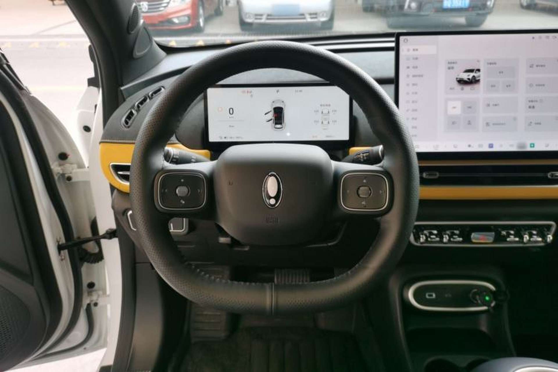 Used ORA Good Cat GT 2025 Model, Mulan Edition, 430km Prestige Version Steering Wheel