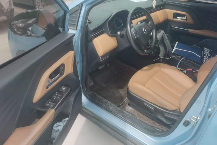 Used ORA iQ 2018 High-Range Version Smart Connectivity Model Driver Seat
