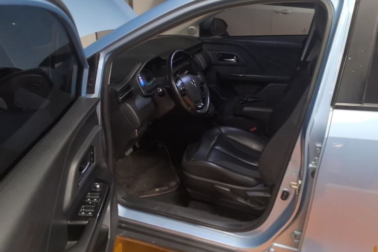 Used ORA iQ 2018 High-Range Version Smart Connectivity Model Driver Seat