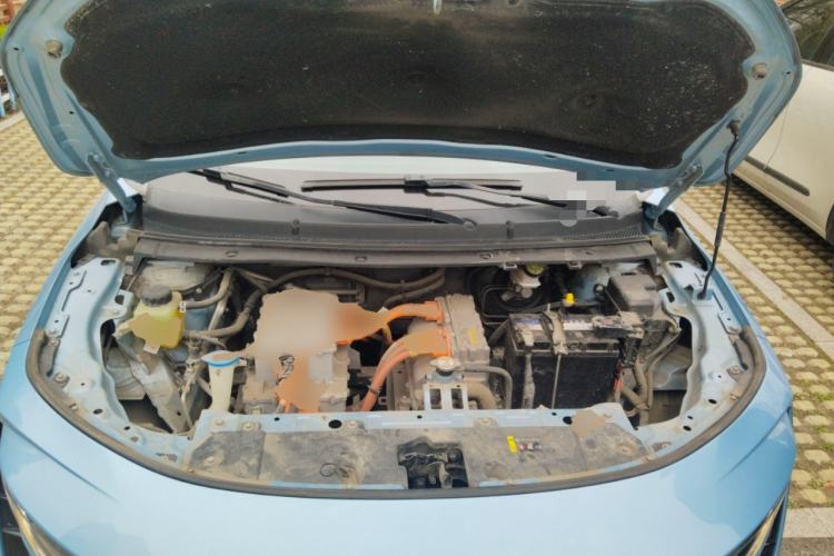 Used ORA iQ 2018 High-Range Version Smart Connectivity Model Engine Bay