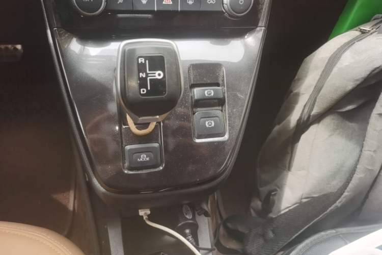 Used ORA iQ 2018 High-Range Version Smart Connectivity Model Gear Lever
