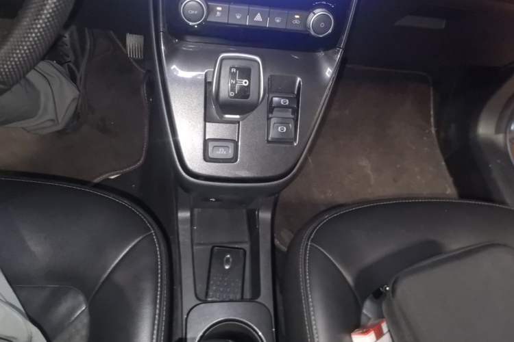 Used ORA iQ 2018 High-Range Version Smart Connectivity Model Gear Lever
