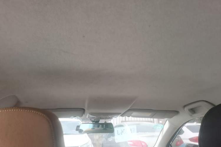 Used ORA iQ 2018 High-Range Version Smart Connectivity Model Headliner