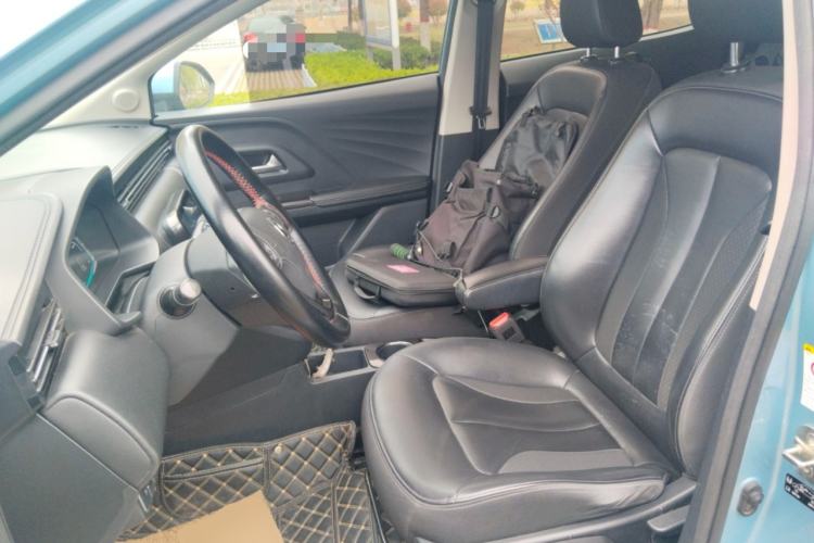 Used ORA iQ 2018 High-Range Version Smart Connectivity Model Left Front Seat