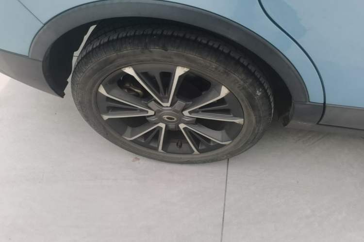 Used ORA iQ 2018 High-Range Version Smart Connectivity Model Right Rear Wheel Hub