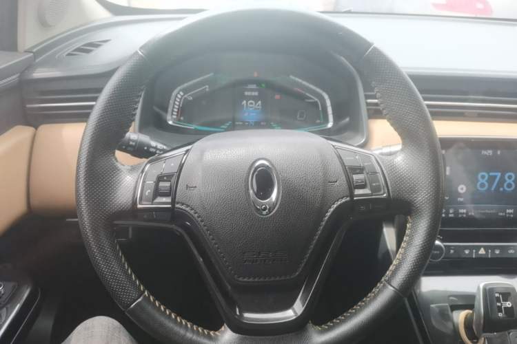Used ORA iQ 2018 High-Range Version Smart Connectivity Model Steering Wheel