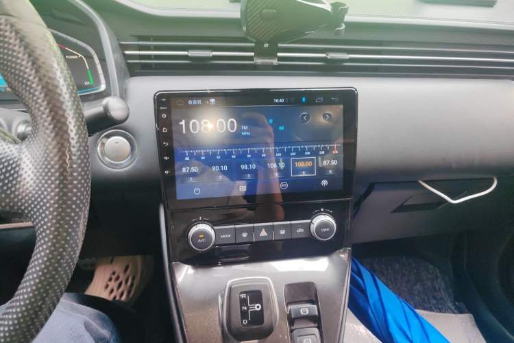 Used ORA iQ 2018 High-Range Model Ambitious Version Audio And AC Panel