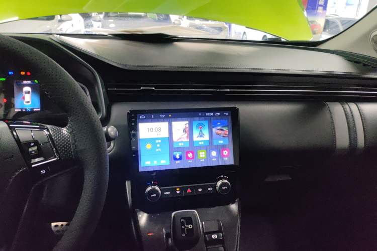Used ORA iQ 2018 Ambitious Version Audio And AC Panel